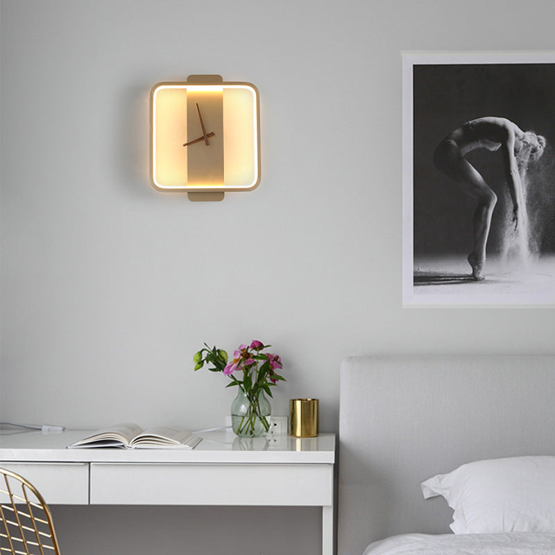 Modeling Bedroom Wall Lamp Clock